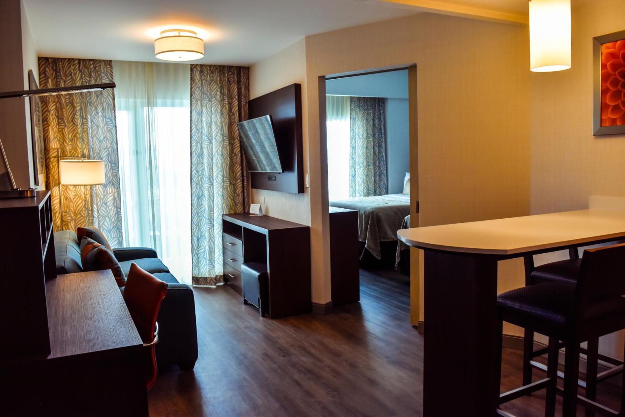One-Bedroom Suite Pool View