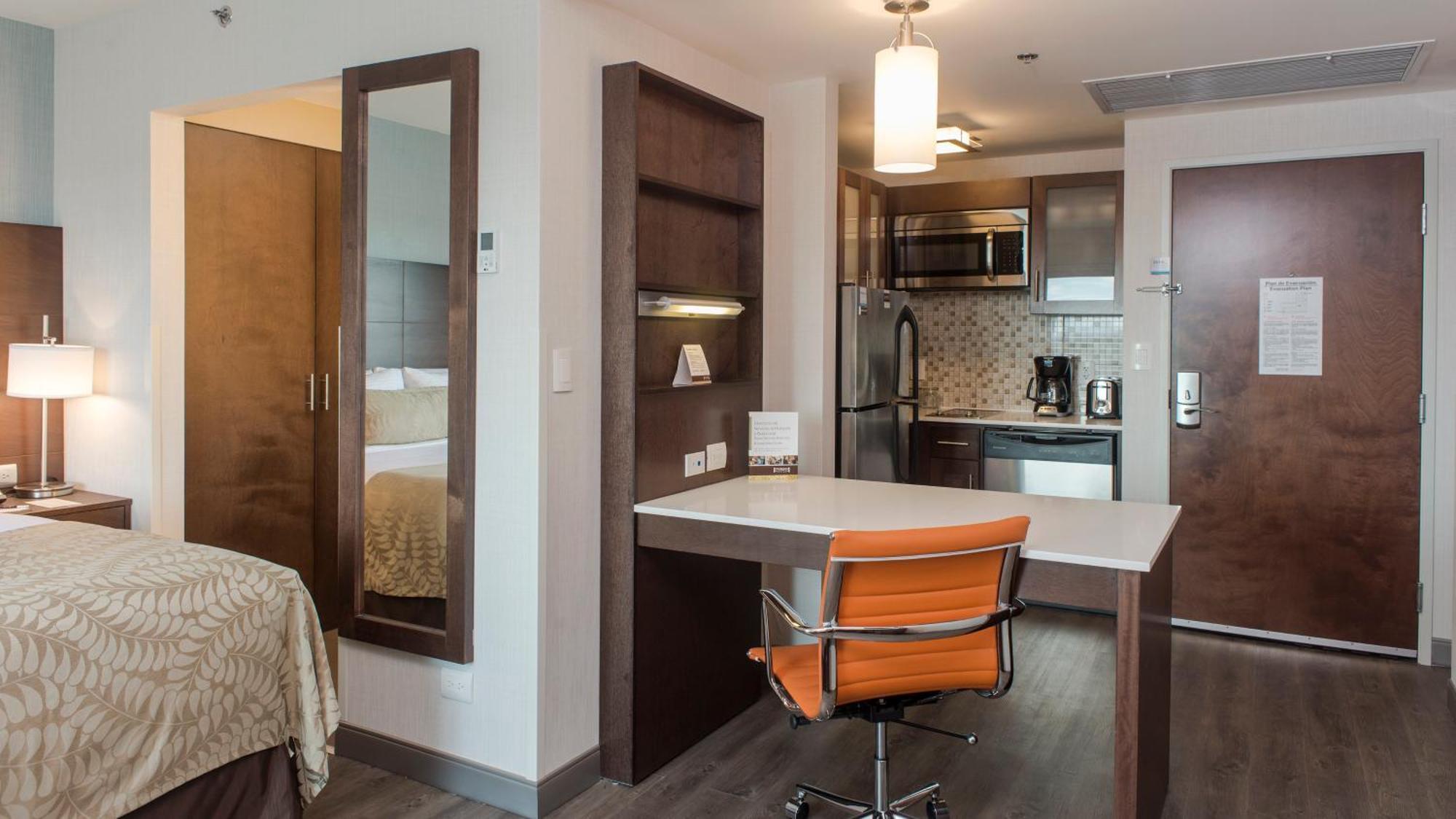Standard Suite